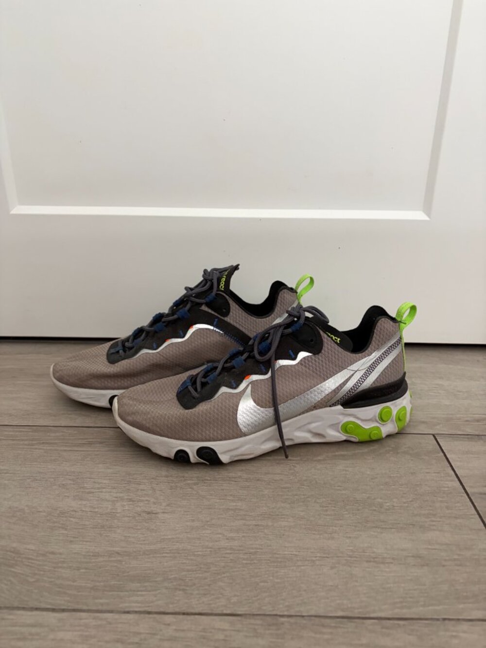 Nike react element 55 se sneakers - SIZE 10